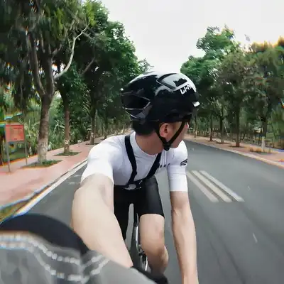 阎雅德